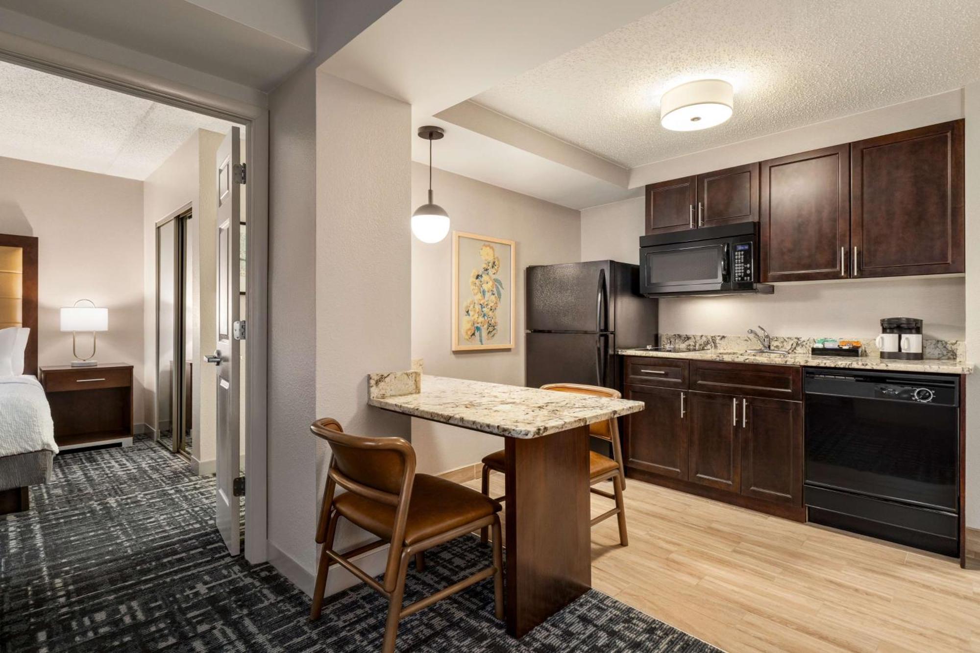 Hotel Homewood By Hilton Washington, D.c. Downtown 3*